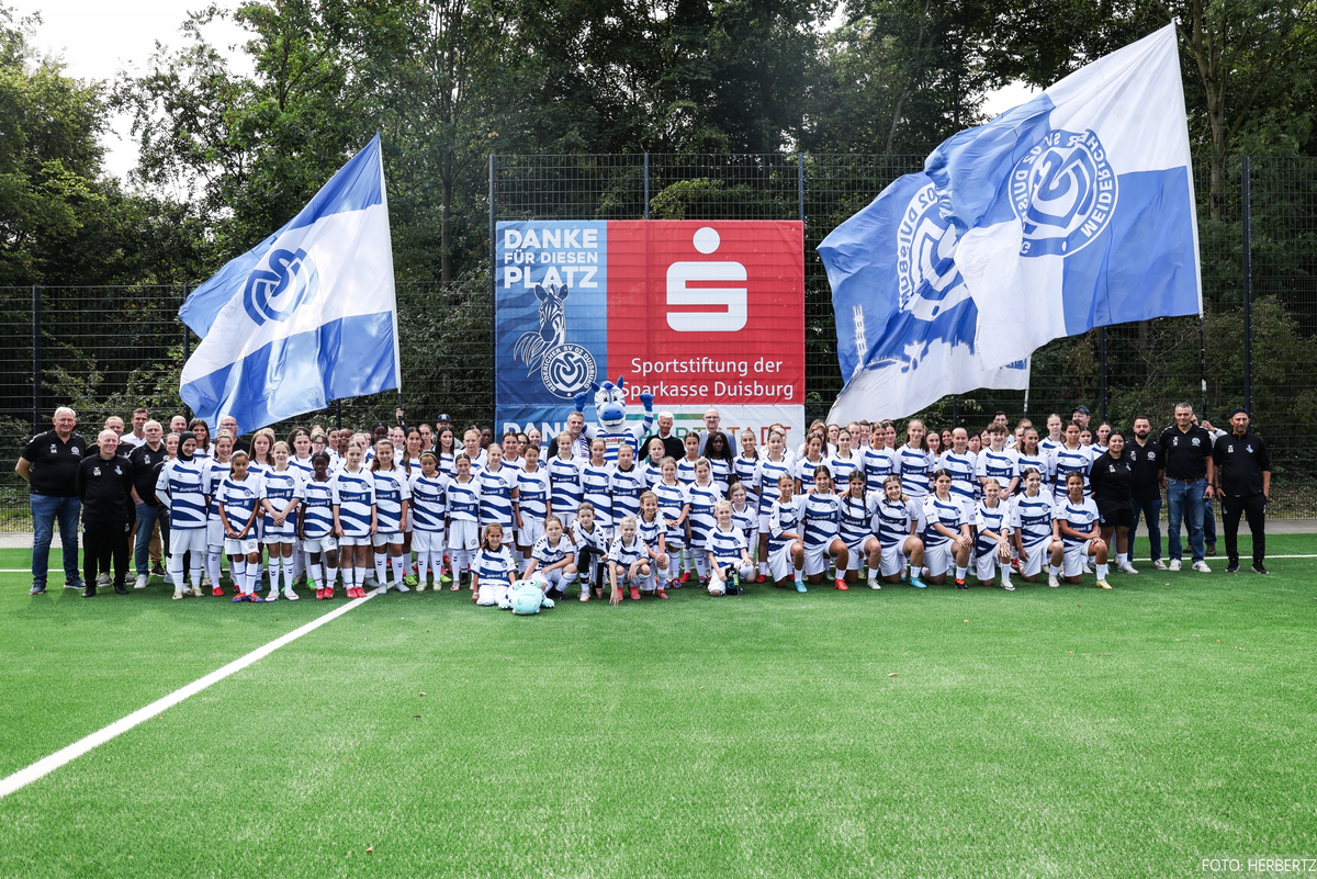 ZebraFrauen mit RWO-Derby-Start im „neuen“ Wohnzimmer