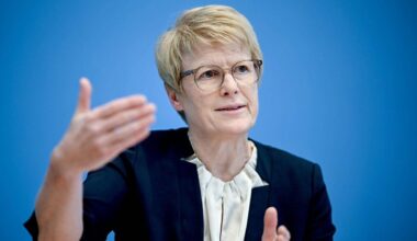 Berlin | Wirtschaftsweise Grimm: «Werden Leistungen kürzen müssen»