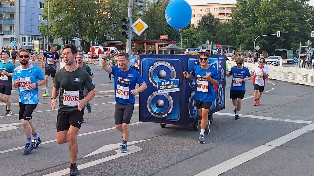 Riesen-Run auf Chemnitzer Firmenlauf - Radio Chemnitz