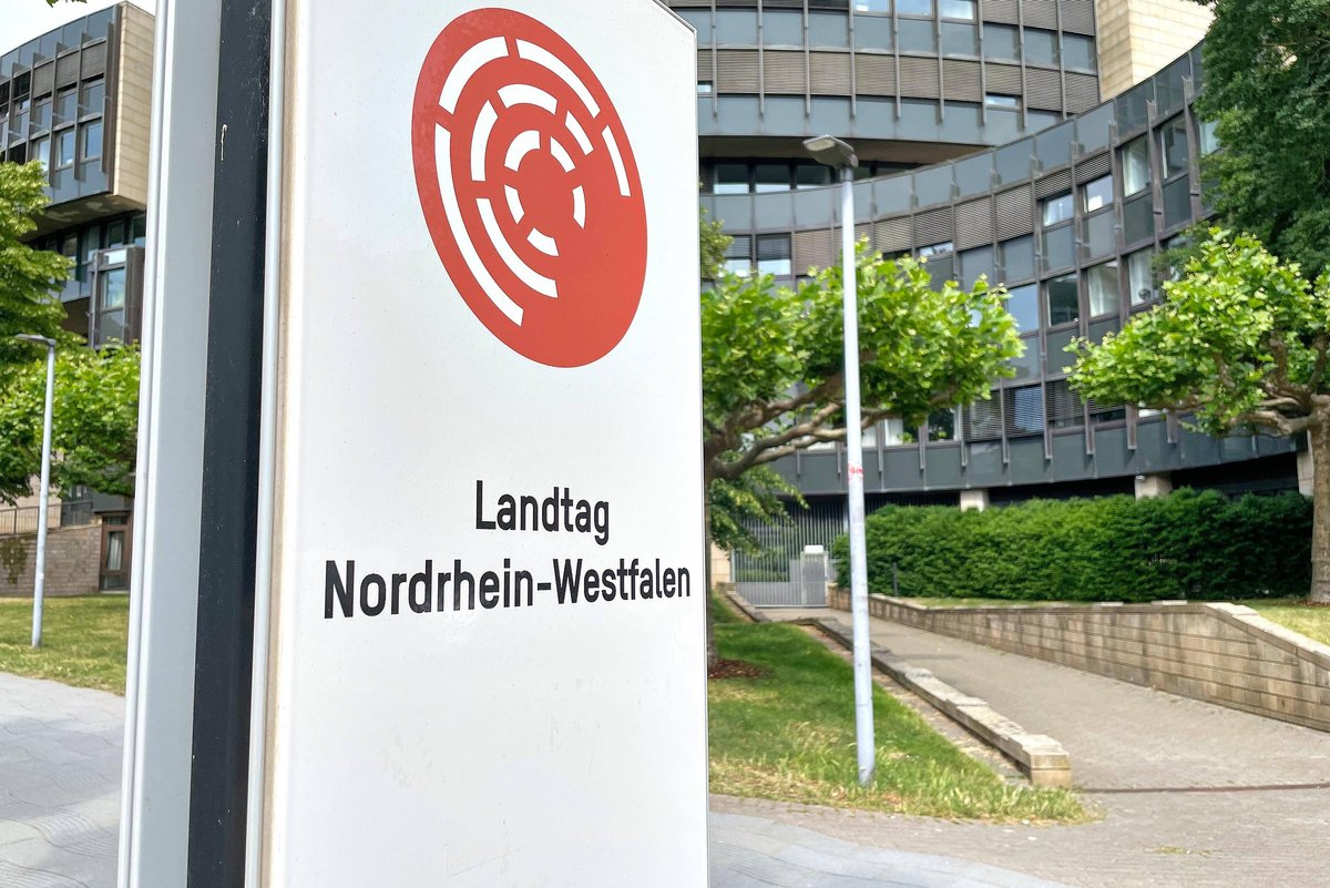 und-Leben.de - Streit um Kölner Priesterausbildung: Land NRW und Vatikan schlichten