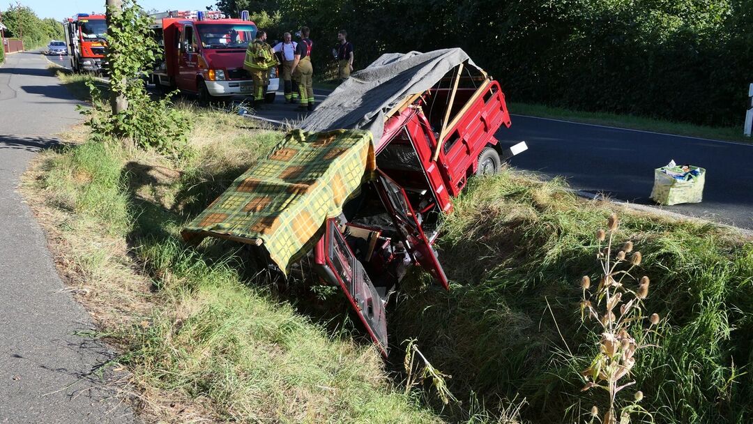 Dreirädriges "Tuk-Tuk" verunglückt bei Leipzig