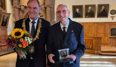 Ehrenmedaille für Dr. Günter Schmidt - Stadt Leipzig