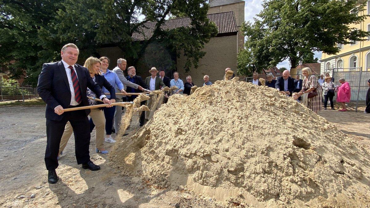 Herford: Mittelalter erleben am Archäologischen Fenster