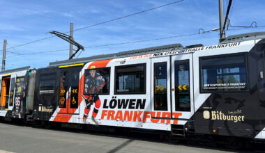 Löwen-U-Bahn in Frankfurt - die neue Bahn im Eishockey-Look