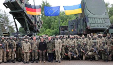 Ukraine: Deutschland liefert nun doch weitere „Patriots“-Systeme - Politik