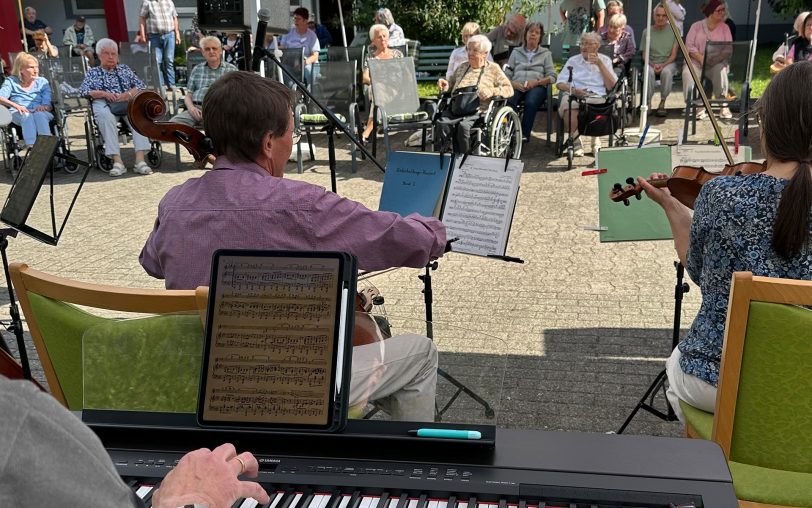 Sommerkonzert im Seniorenzentrum | halloherne.de