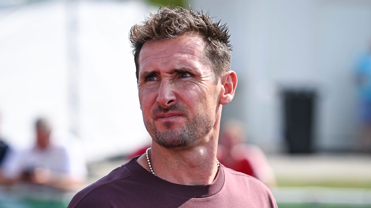 Krisen-Klose bekommt dauerhafte Job-Garantie | Fußball