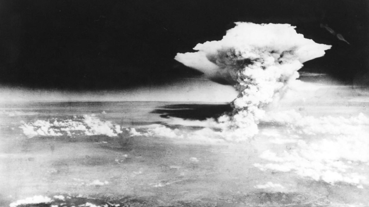 Der Atompilz, der von der amerikanischen Luftwaffe am 6. August 1945 nach der Explosion über Hiroshima aufgenommen wurde