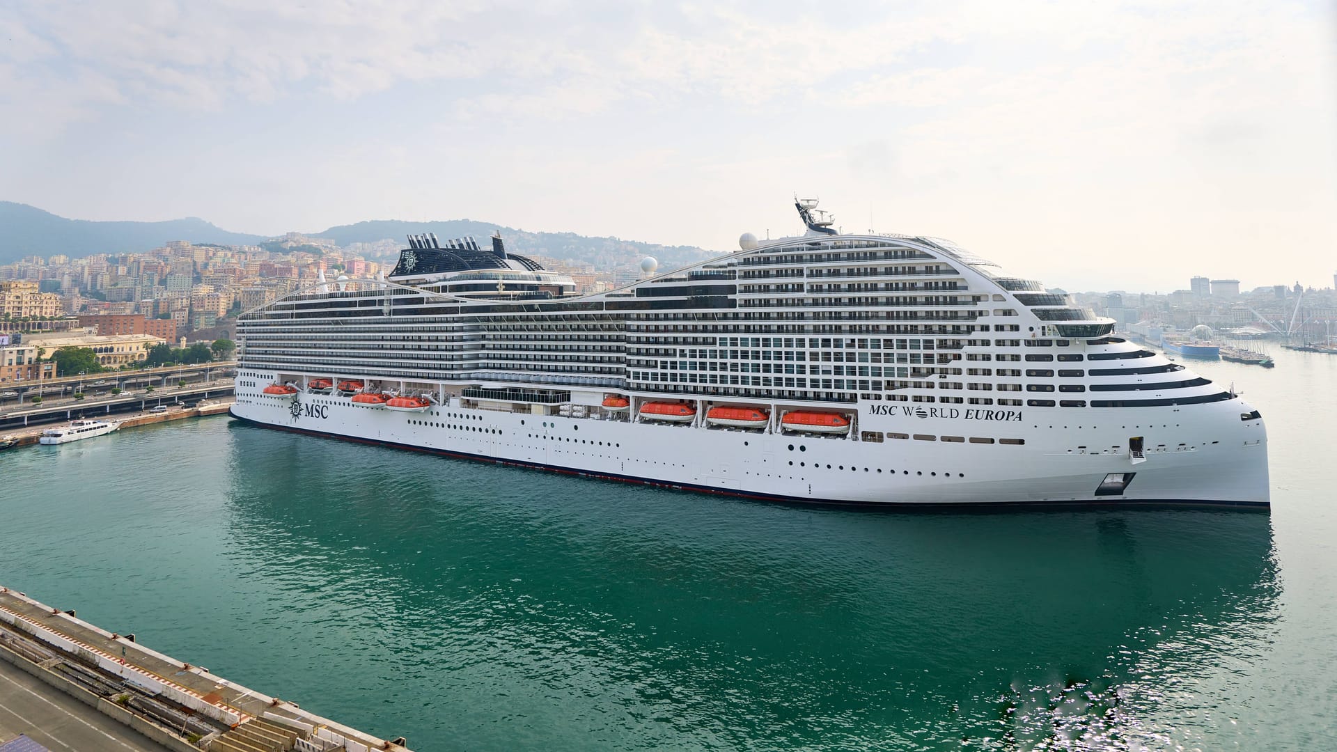 Die "MSC World Europa" (Archivbild): Das Schiff ist vor der italienischen Insel Ponza havariert.