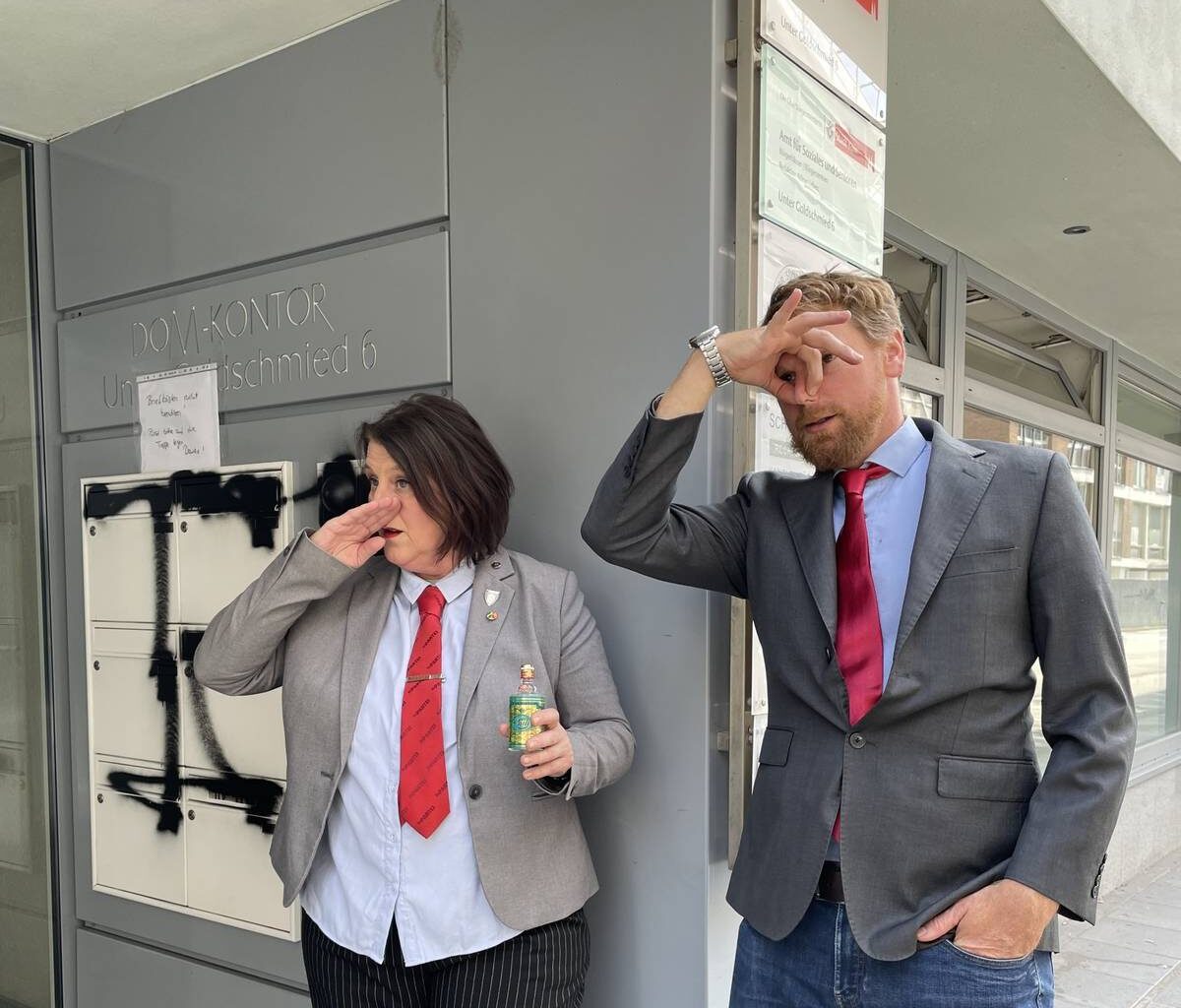 Schmierereien an Büroräumen der Kölner Ratsfraktion Die PARTEI