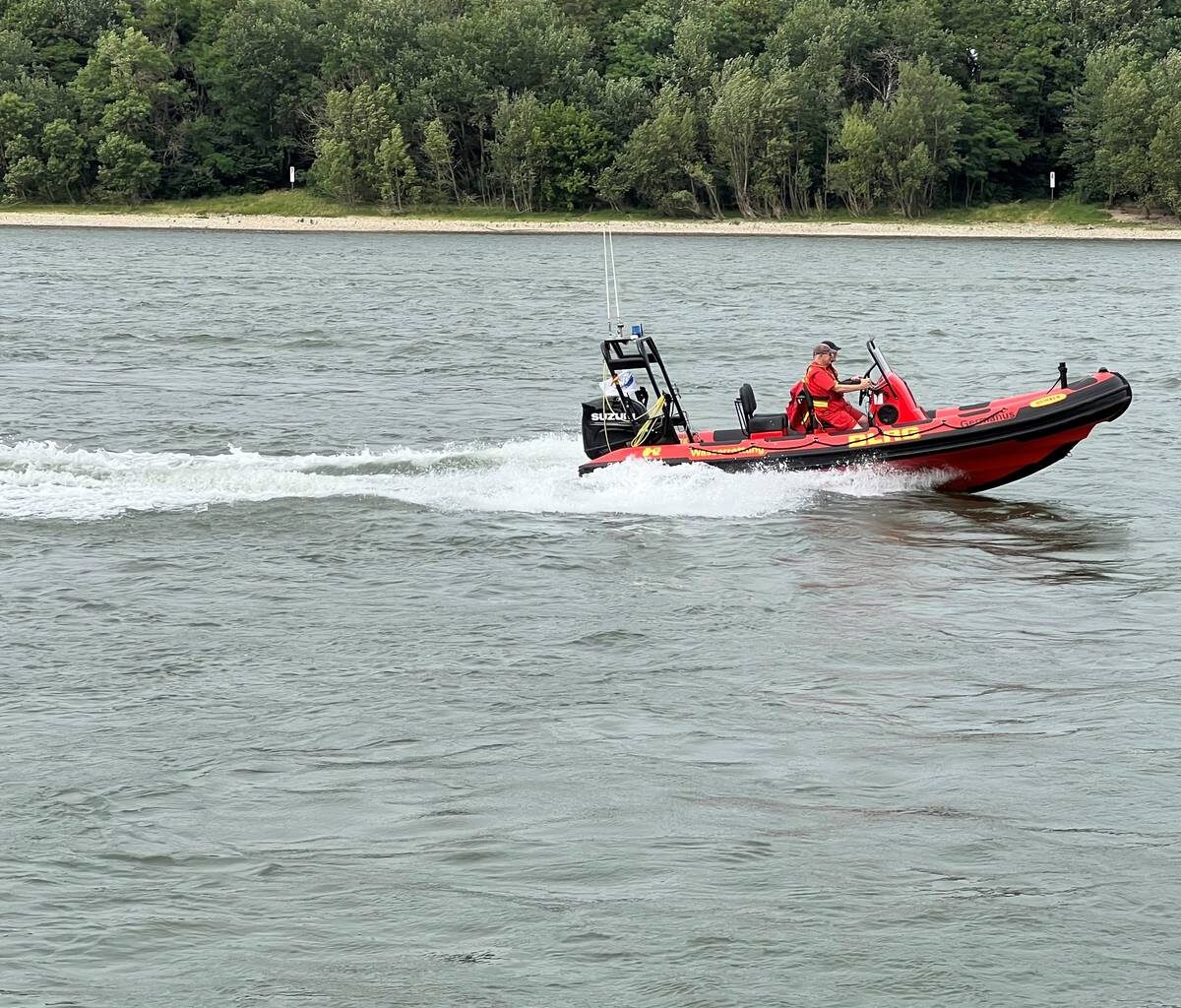 Rat soll über Badeverbot am Rhein in Köln entscheiden