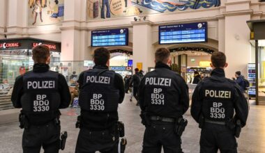 Polizei beschlagnahmt Messer und Drogen am Bremer Hauptbahnhof