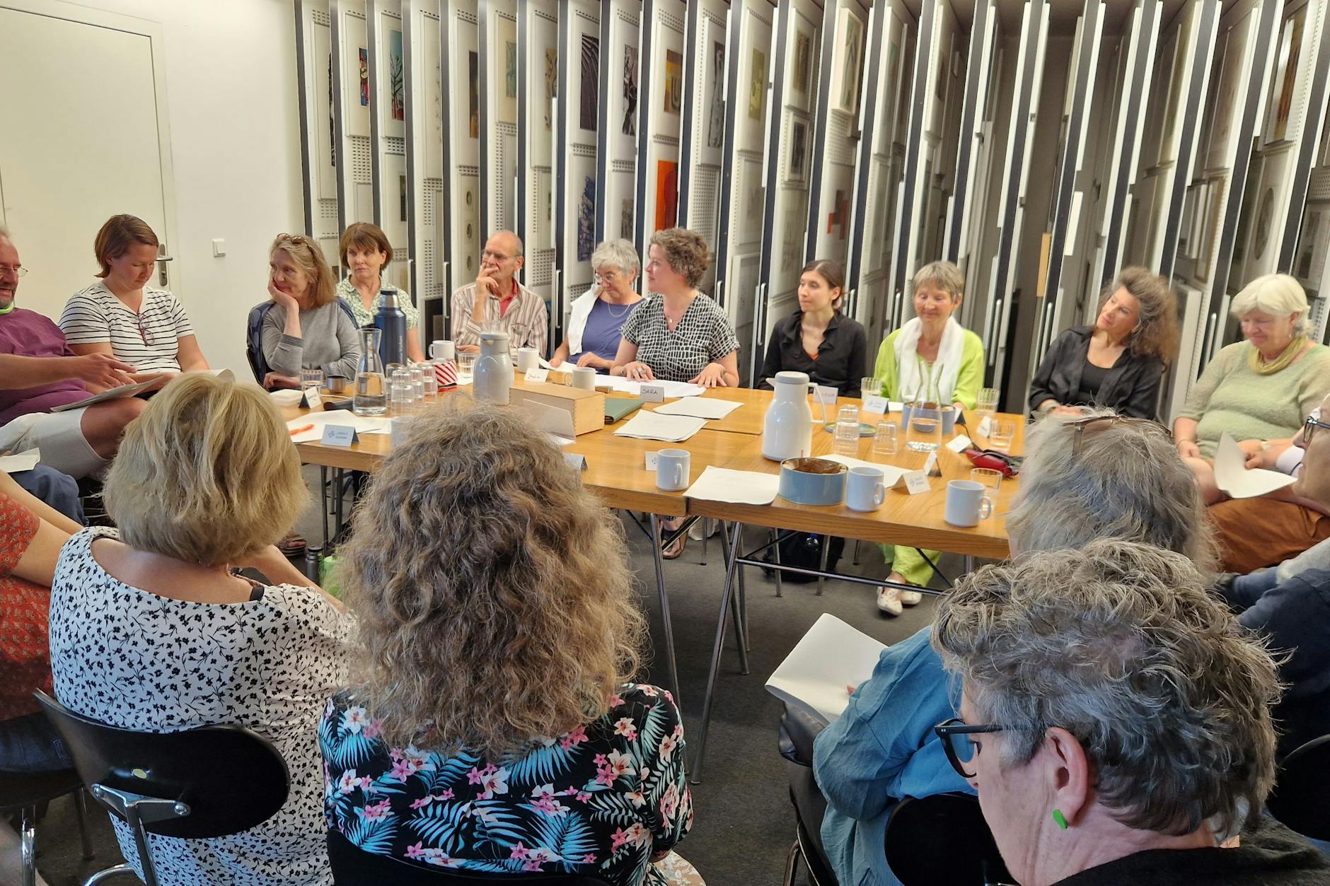 Buchklubs und Shared Reading: Was steckt hinter der neuen Lust am Lesen?