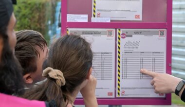 Sanierung - Bahn: Ersatzverkehr zwischen Hamburg und Berlin läuft stabil - Wirtschaft