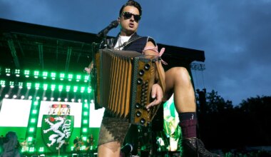 Königsplatz-Open-Air: Andreas Gabalier macht Party, dann wird er emotional - München