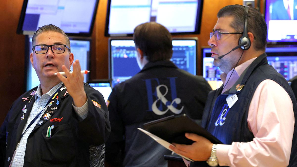 Umschichtung in andere Sektoren: Technologiewerte ziehen US-Börse ins Minus
