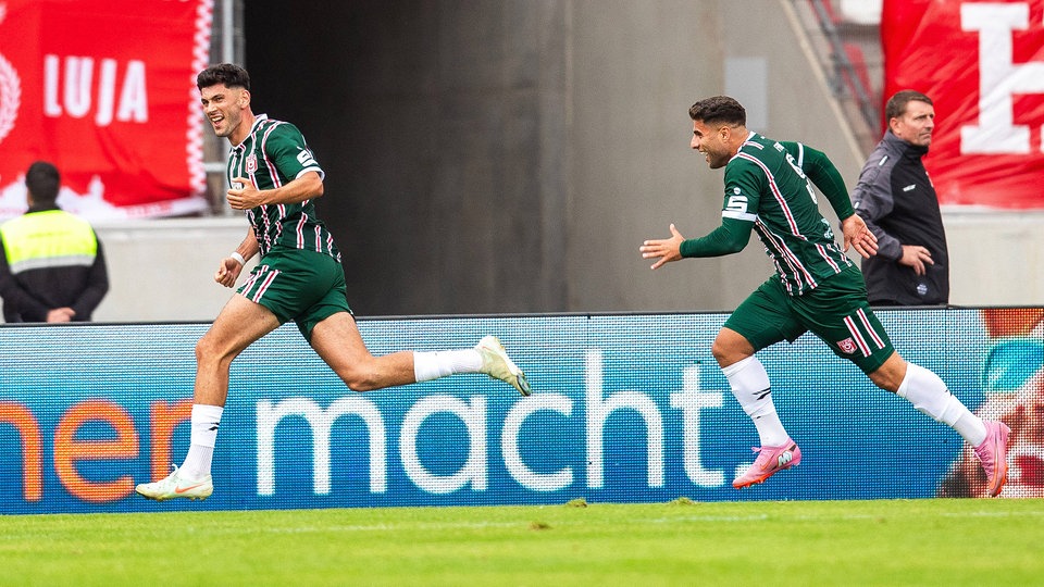 Regionalliga: Hallescher FC siegt spät gegen zehn Erfurter