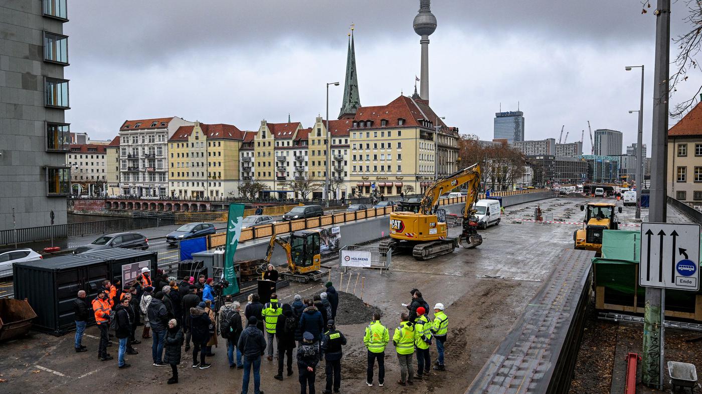 Berliner Senat gibt 45 Millionen Euro für Brücke und Gentherapie