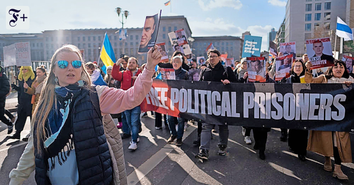 Russlands Repressionen: Gegen Kritiker im Exil