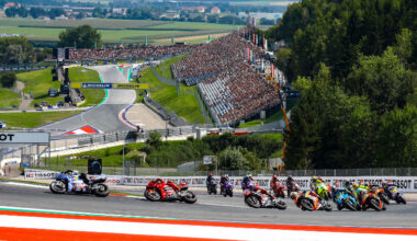 Zu Rennbeginn lag Alex noch vor Marc Marquez