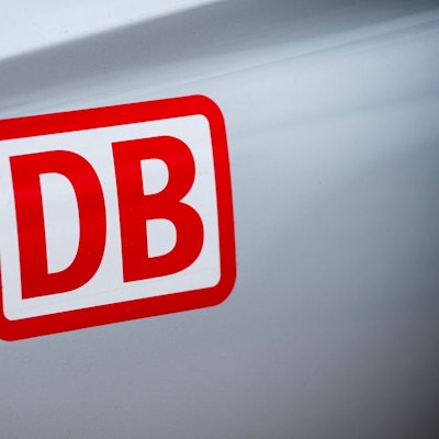Die Deutsche Bahn hat im ersten Halbjahr einen Verlust eingefahren. (Symbolbild)