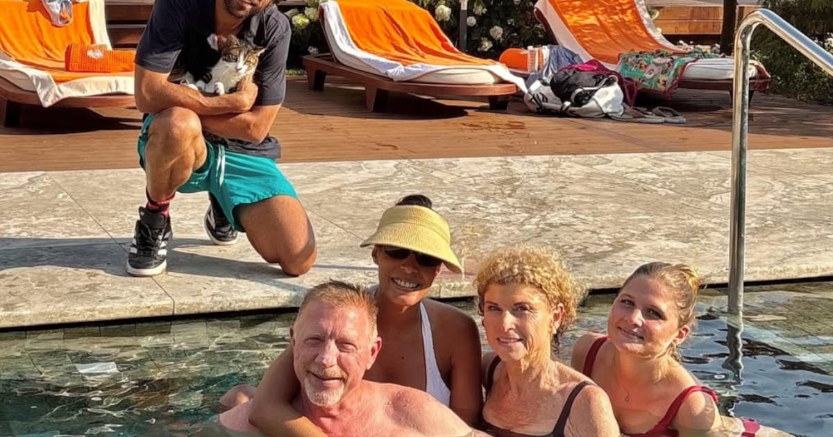 Neue Sommerbilder: Boris Becker planscht mit (fast) der ganzen Familie