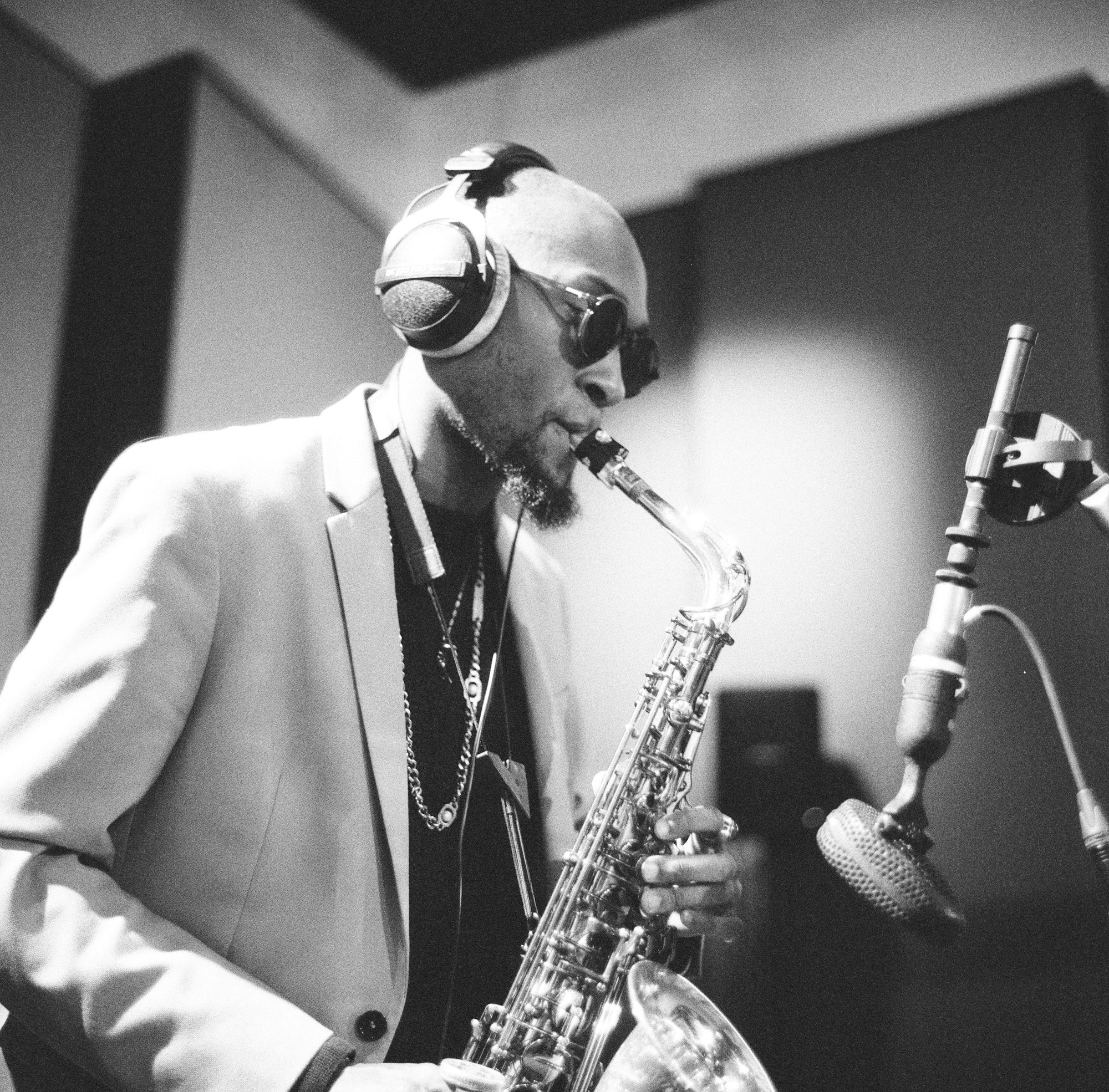 Gemeinsam mit vielen anderen Künstlerinnen und Künstlern bringen sie den herausragende Jazzmusik nach Köln: Isaiah Collier (