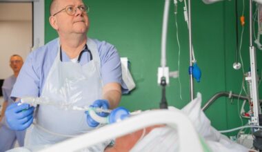Atmungstherapeut vom Klinikum Ingolstadt erzählt von Intubation und Luftröhrenschnitt