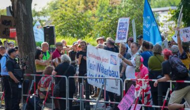 Kleinere Proteste gegen Eröffnung des neuen Autobahnstücks
