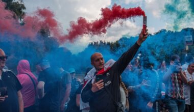 Großbritannien: Rechte und linke Demonstranten geraten vor Asylunterkünften aneinander