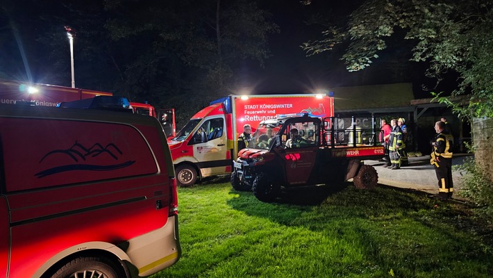 FW Königswinter: Verletzter Mountainbikefahrer im Wald - Feuerwehr unterstützt Rettungsdienst