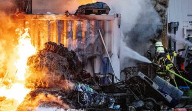 Starker Rauch über Essen: Brand im Stadthafen