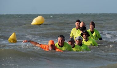 Frankreich: Beim Meerwasserwandern vor Dünkirchen ist der Lachmuskelkater garantiert