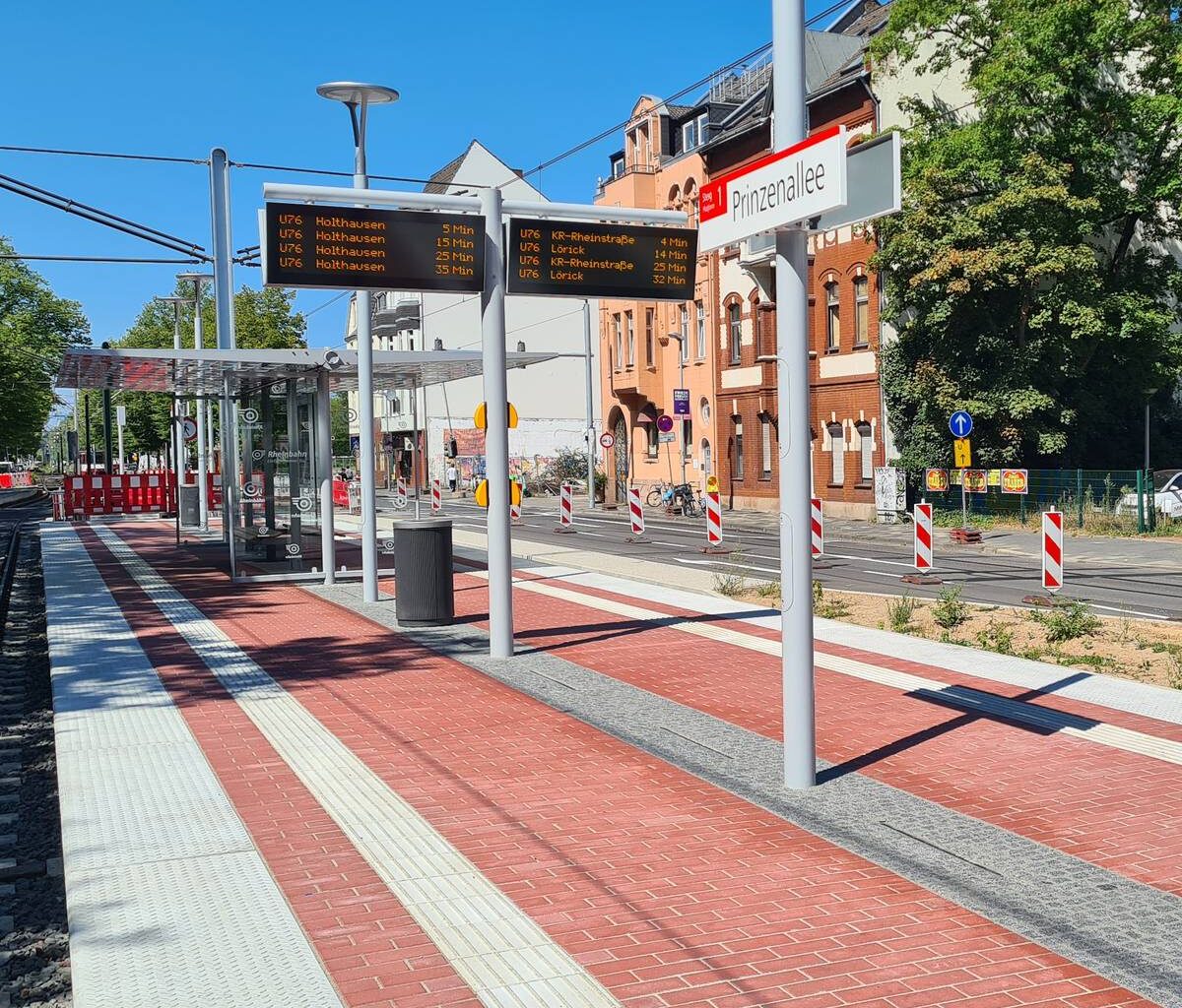 Barrierefreie Haltestelle "Prinzenallee" - Antenne Düsseldorf