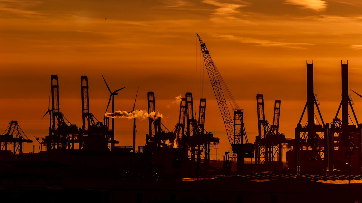 Minus 0,3 Prozent: Deutsche Wirtschaft ist im zweiten Quartal stärker geschrumpft als erwartet