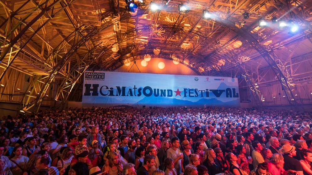 Live aus dem Passionstheater Oberammergau: Das Heimatsound-Festival auf Bayern 2 | Bayern 2 | Radio