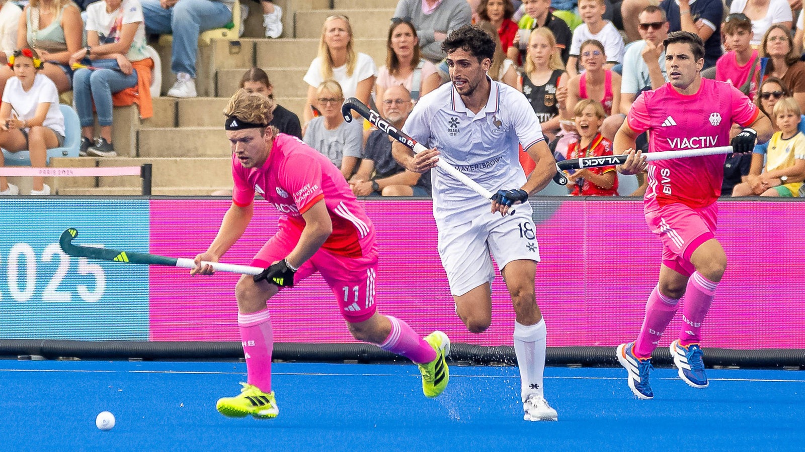 DHB-Herren schlagen Frankreich nach grandiosem Comeback - Mehr Sport - Sport