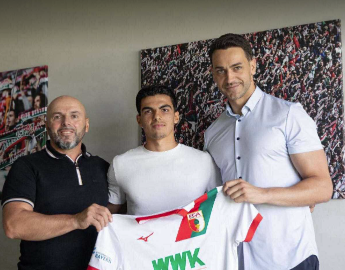Der 19-Jährige aus Rezalla, Skenderaj, wechselt zum Bundesligisten FC Augsburg – Gazeta Express