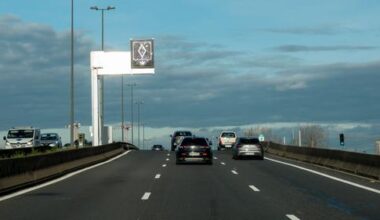 Eine Fahrspur für Fahrgemeinschaften in Frankreich