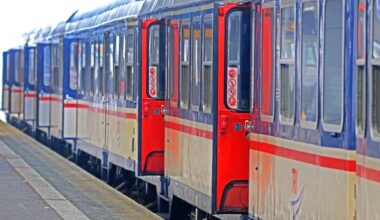 60 Jahre alte Waggons: Historische Züge retten Bahnfahrpläne in NRW