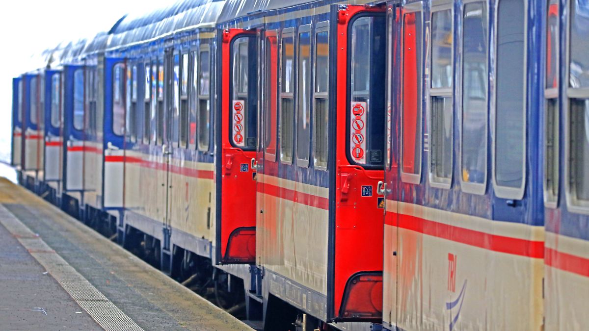 60 Jahre alte Waggons: Historische Züge retten Bahnfahrpläne in NRW