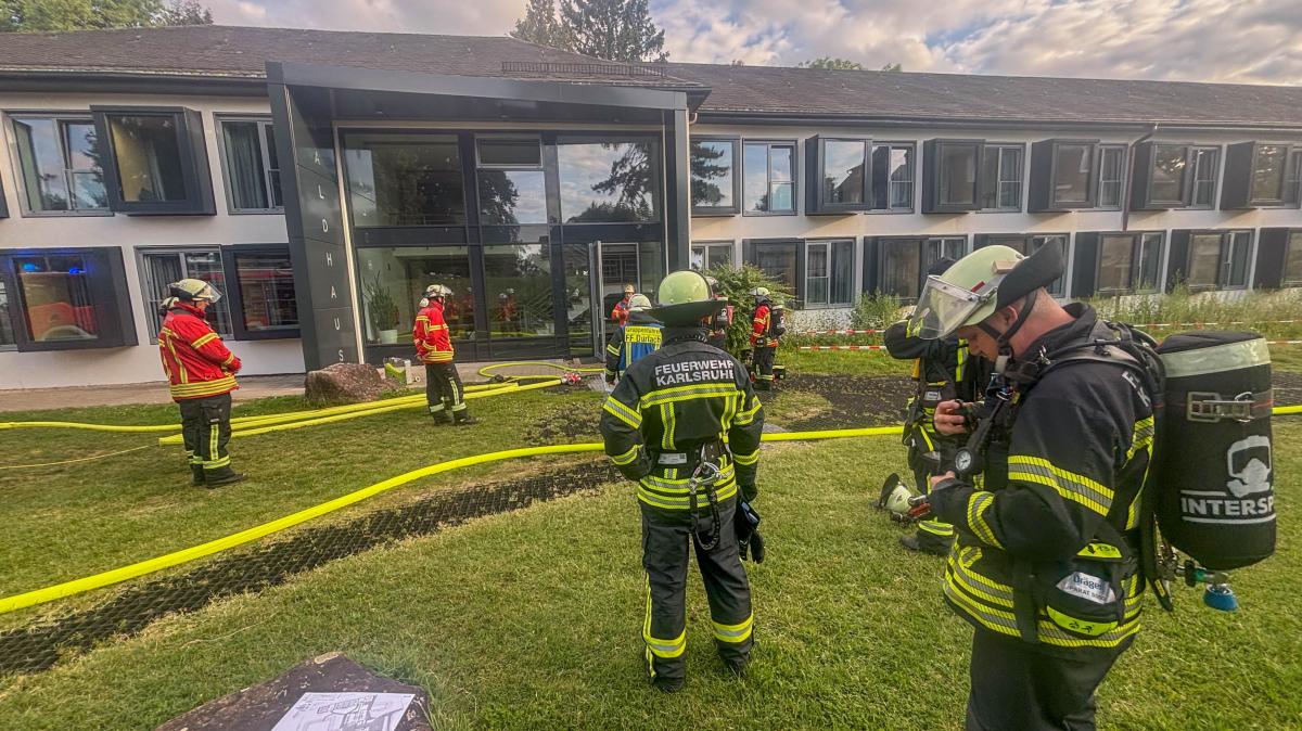 Feuerwehreinsatz am Turmberg Durlach: Sauna in Brand geraten