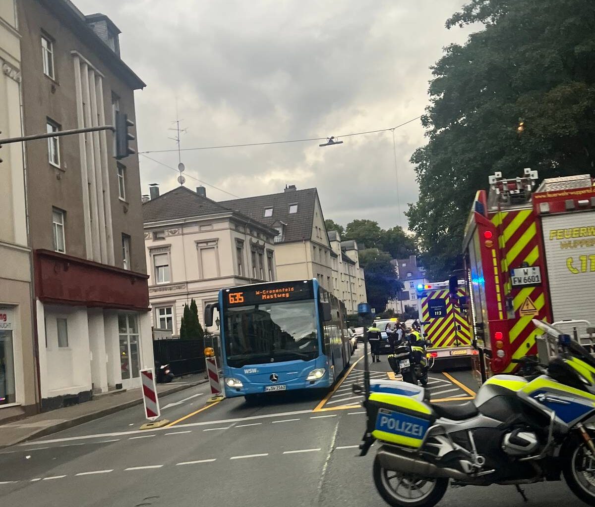 Unfall sorgt für Sperrung an der Uellendahler Straße