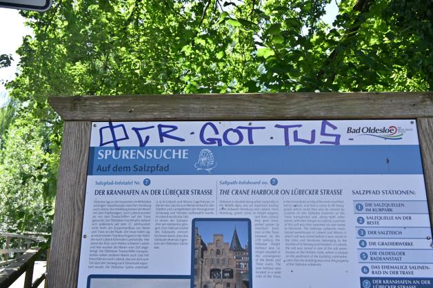 Auffällig ist, dass viele Graffiti sich ähneln.
