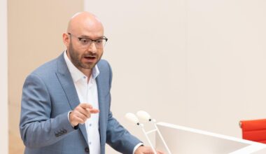 Innenminister Wilke kündigt Veröffentlichung des Hochstufungsvermerks an
