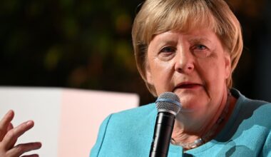 Angela Merkel: „Ich habe nicht gesehen, wie schwierig es ist, Ausreisepflichtige auch wieder außer Landes zu bringen“