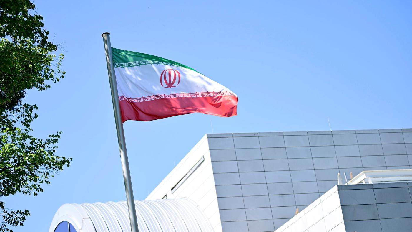 Mann attackiert Mahnwache vor iranischer Botschaft in Berlin