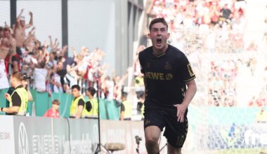 DFB-Pokal: Isak Johannesson bejubelt seinen entscheidenden Treffer für Köln gegen Regensburg mit aufgerissenem Mund.