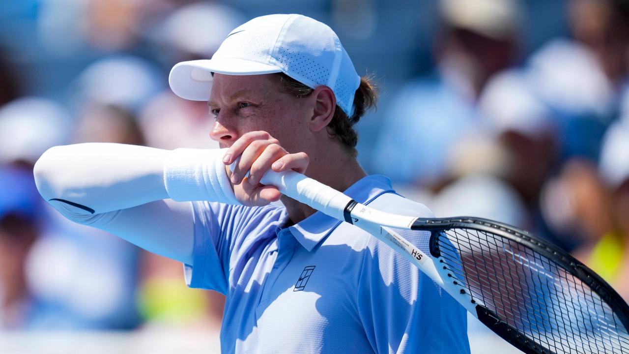 Masters in Cincinnati: Jannik Sinner muss bei 0:5 gegen Carlos Alcaraz aufgeben