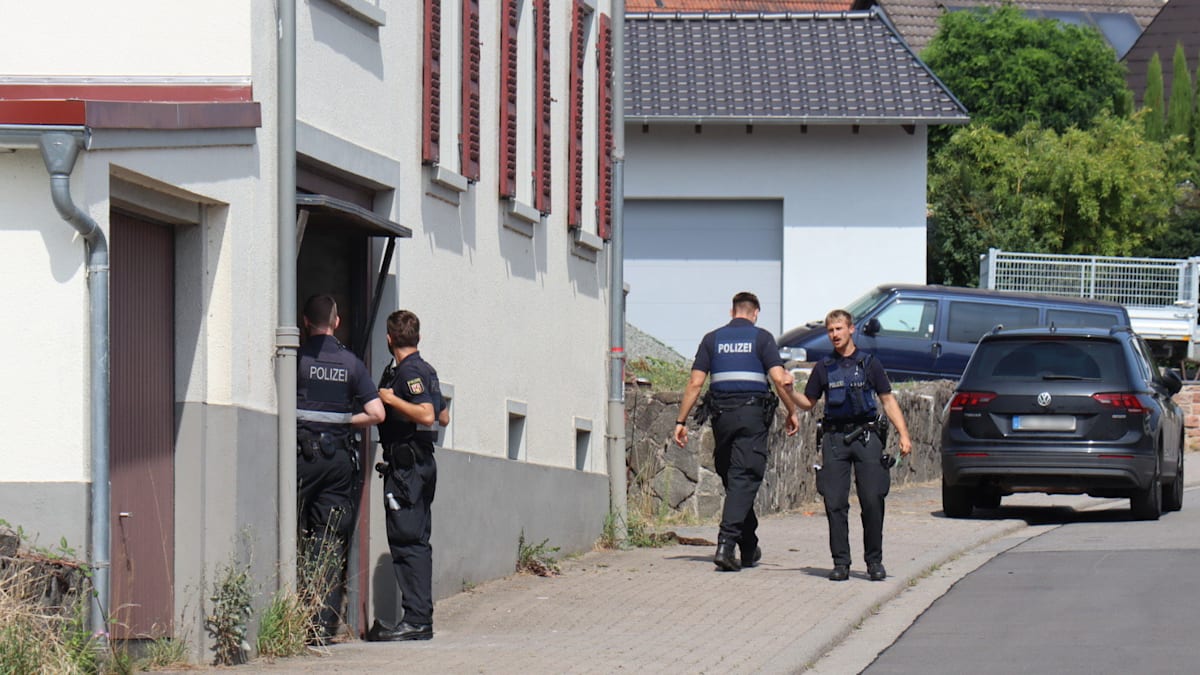 Kreis Kaiserslautern: Messerattacke auf Zehnjährige – Täter wollte offenbar sexuellen Missbrauchsversuch vertuschen
